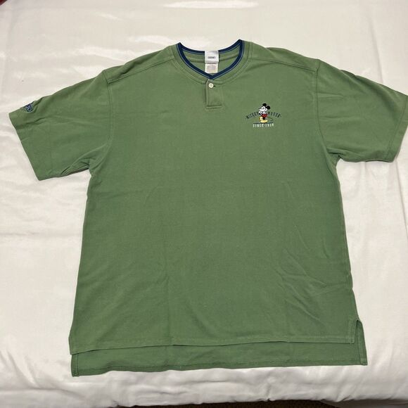 Disney Store Henley Shirt Embroidered Mickey Mouse Men's Large L Green - Picture 1 of 8